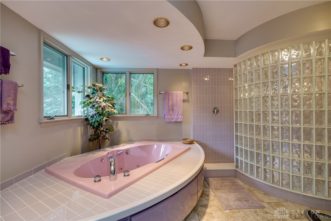 6628 Imperial Woods Road