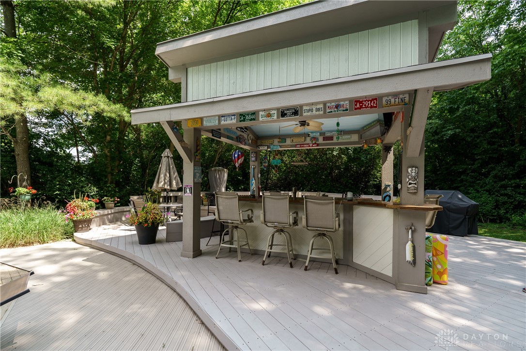 6628 Imperial Woods Road