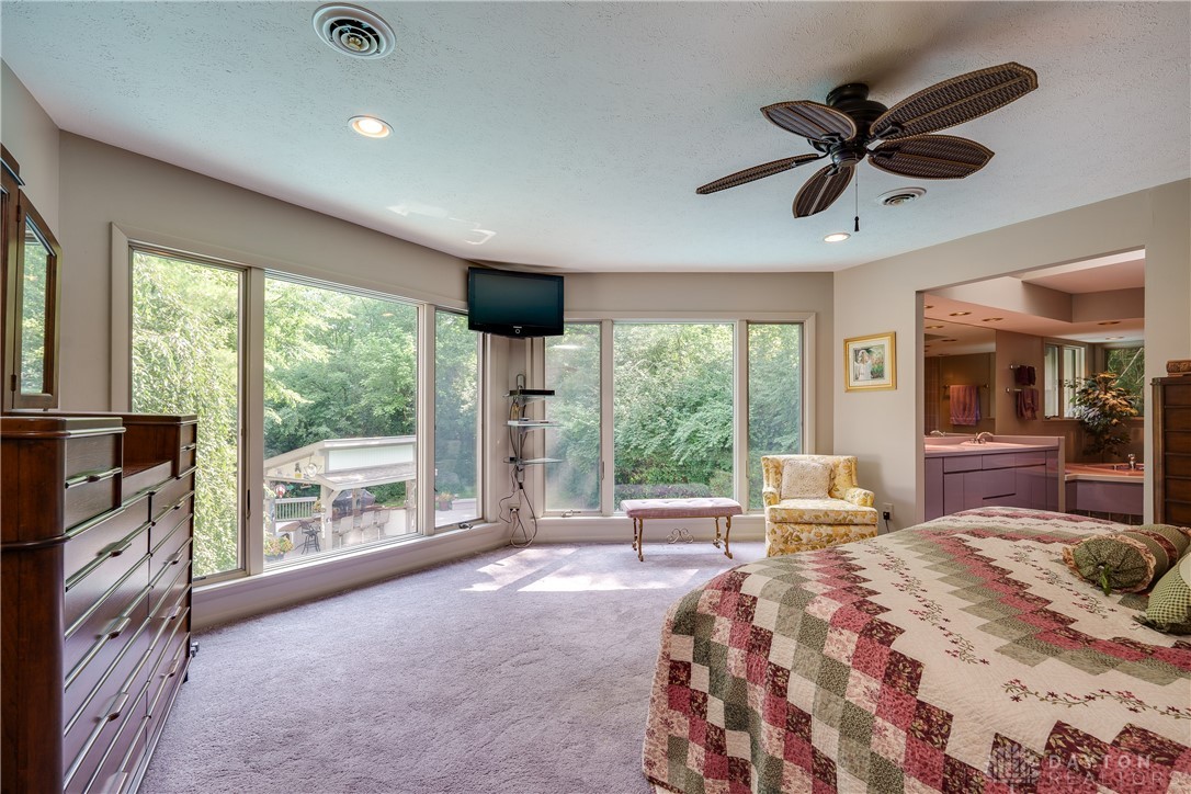 6628 Imperial Woods Road