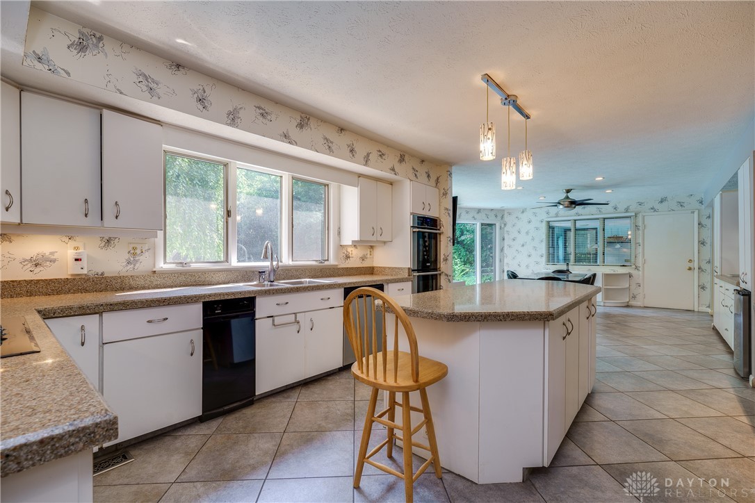 6628 Imperial Woods Road