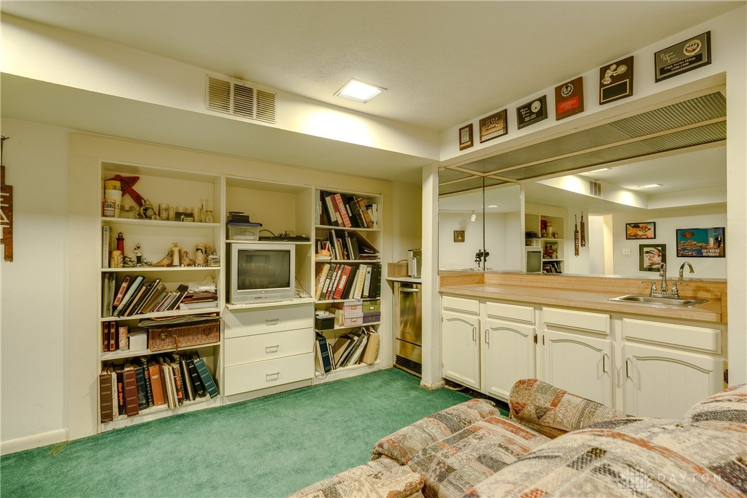 6628 Imperial Woods Road