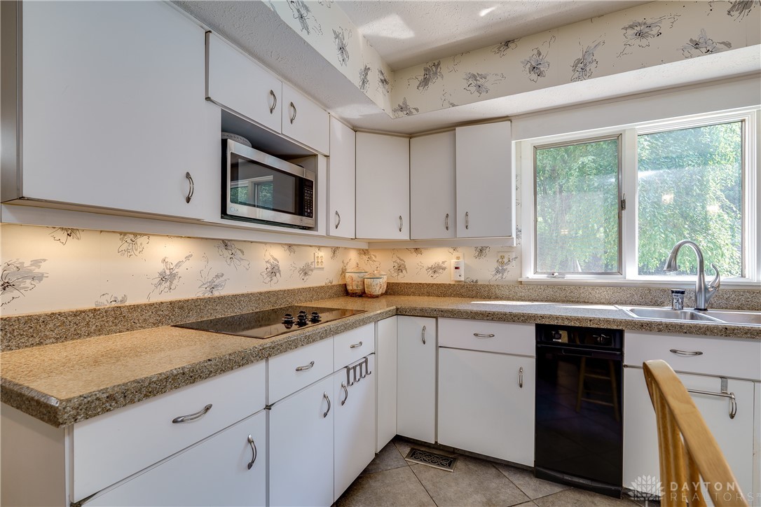 6628 Imperial Woods Road