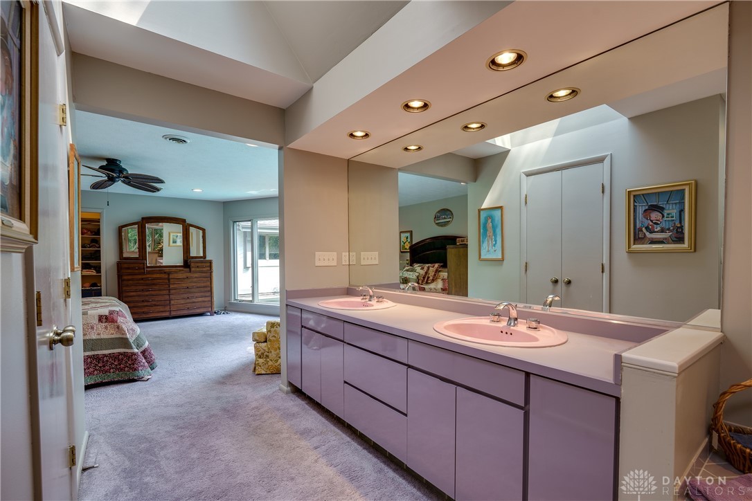 6628 Imperial Woods Road