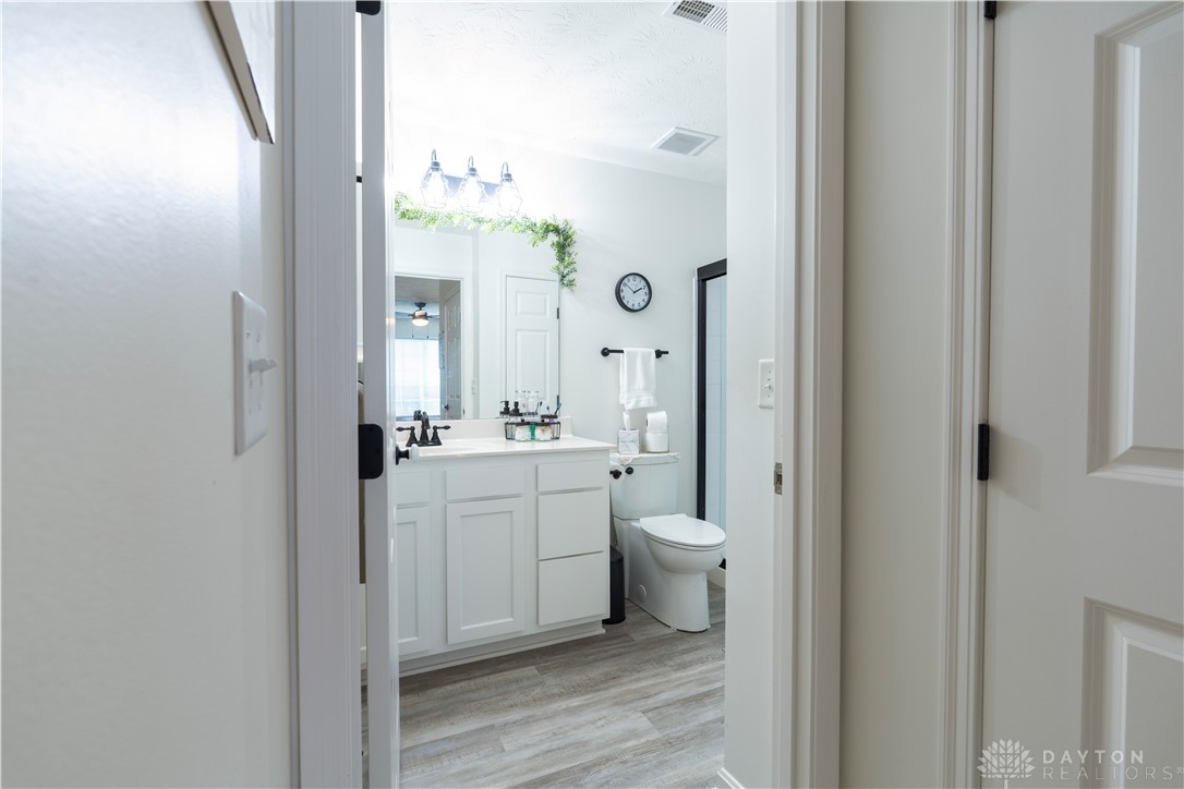 1982 Waterstone Boulevard 103