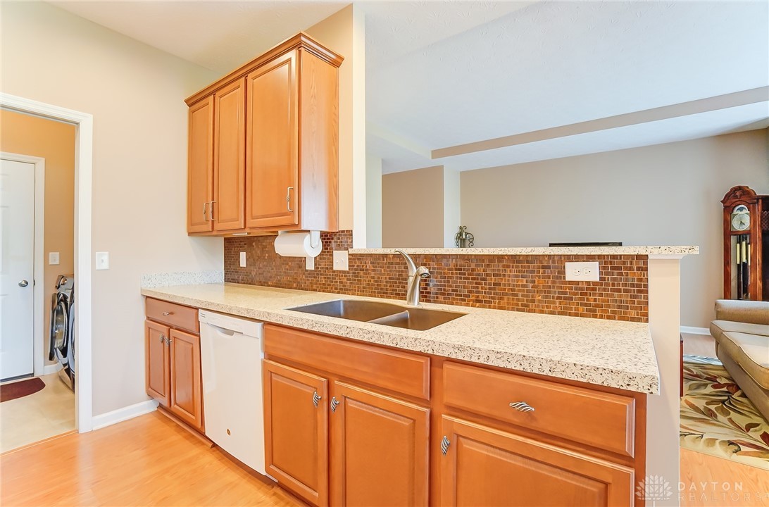 9303 Sweet Shrub Circle