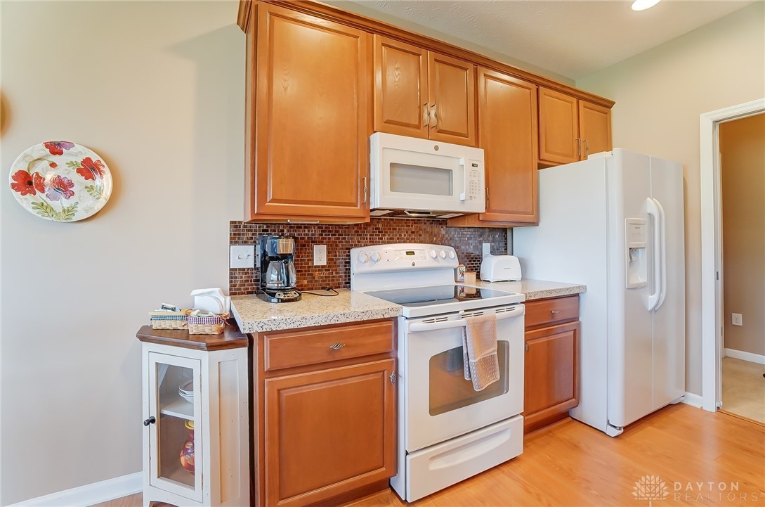 9303 Sweet Shrub Circle