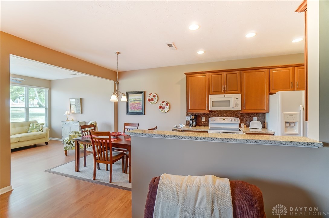 9303 Sweet Shrub Circle