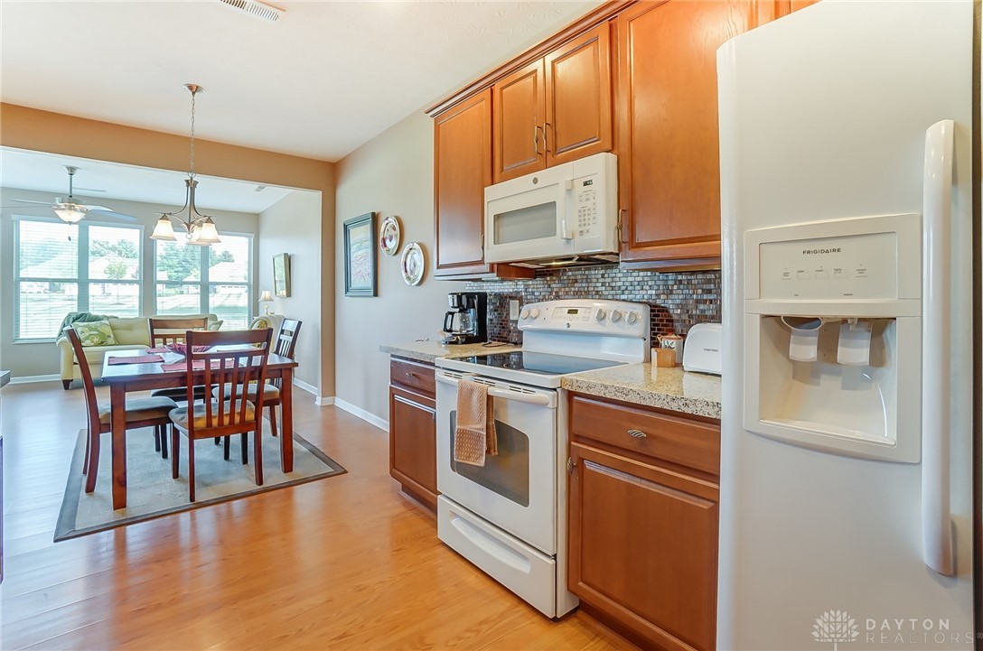 9303 Sweet Shrub Circle