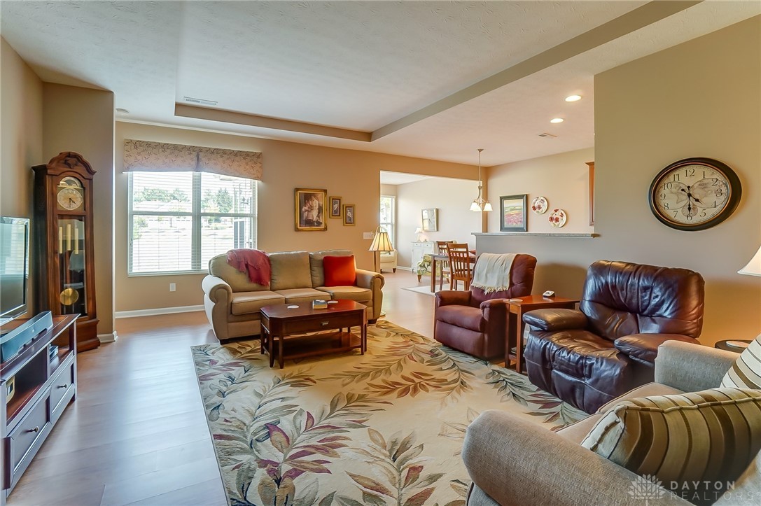 9303 Sweet Shrub Circle