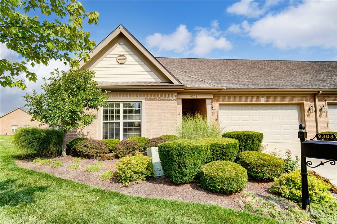 9303 Sweet Shrub Circle