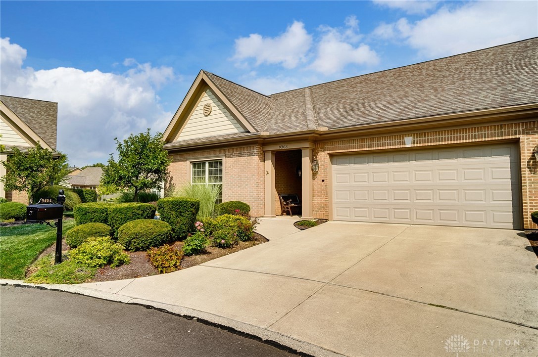 9303 Sweet Shrub Circle