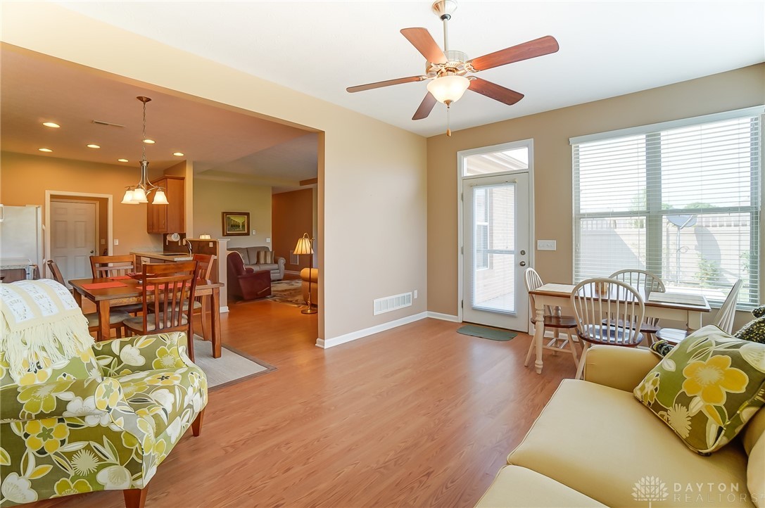 9303 Sweet Shrub Circle