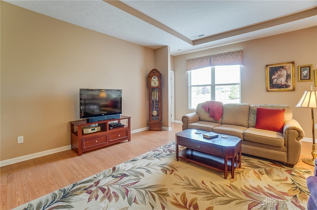 9303 Sweet Shrub Circle