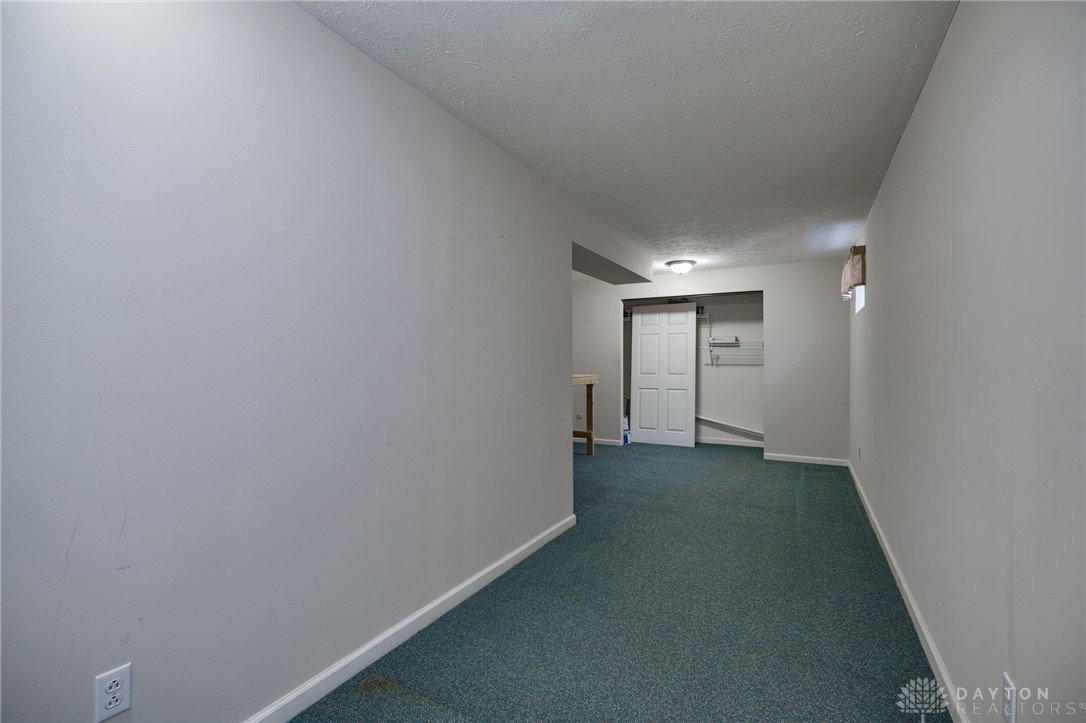 4225 Forest Ridge Boulevard