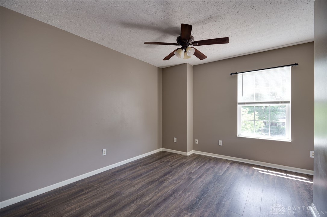 4225 Forest Ridge Boulevard