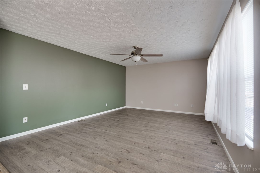 4225 Forest Ridge Boulevard