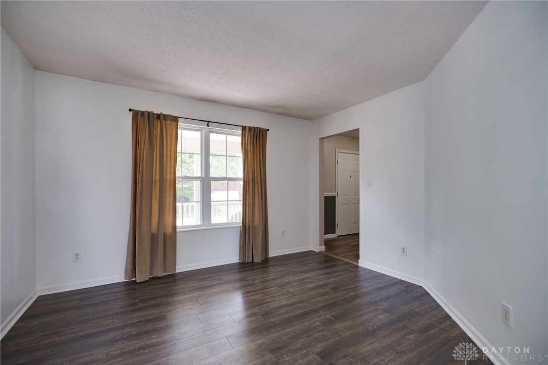 4225 Forest Ridge Boulevard