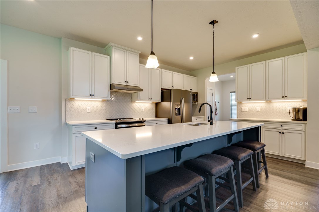 1006 Fairwater Springs Drive