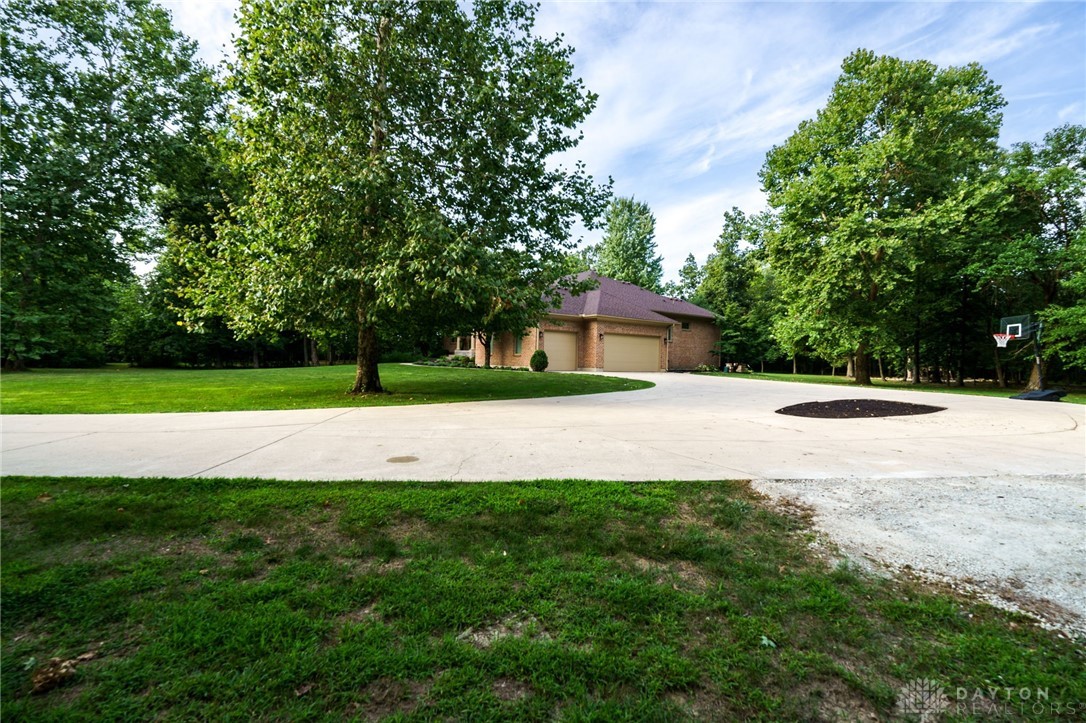 8551 Sycamore Trails Drive