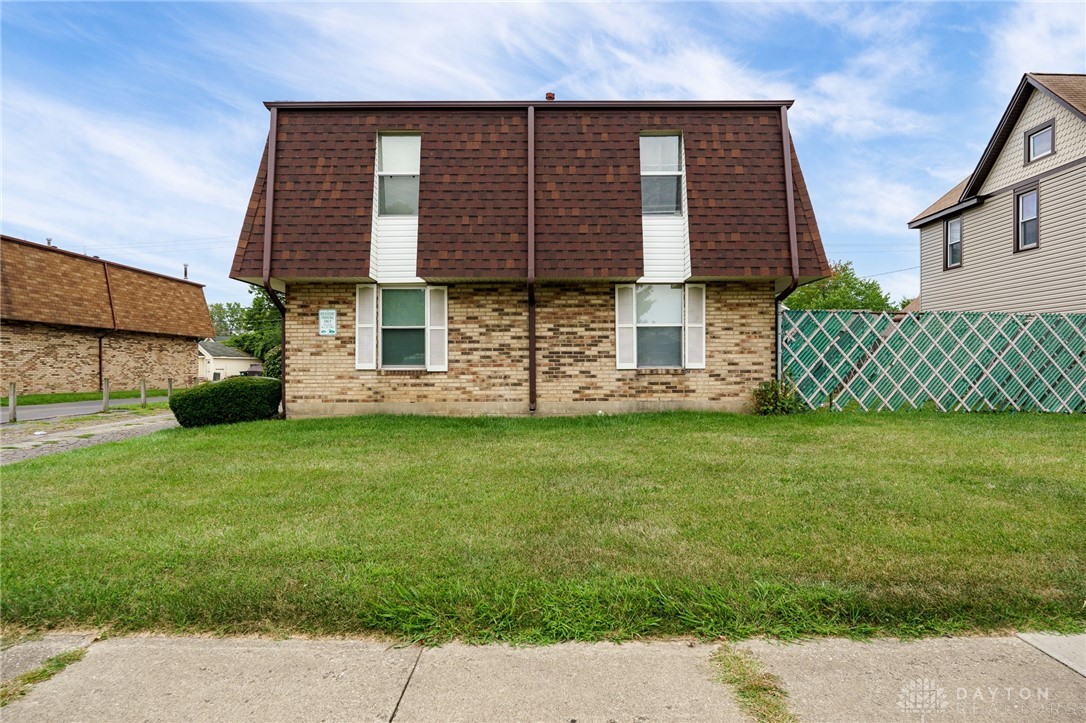 208-214 E Main Street