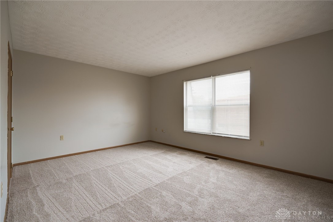 208-214 E Main Street