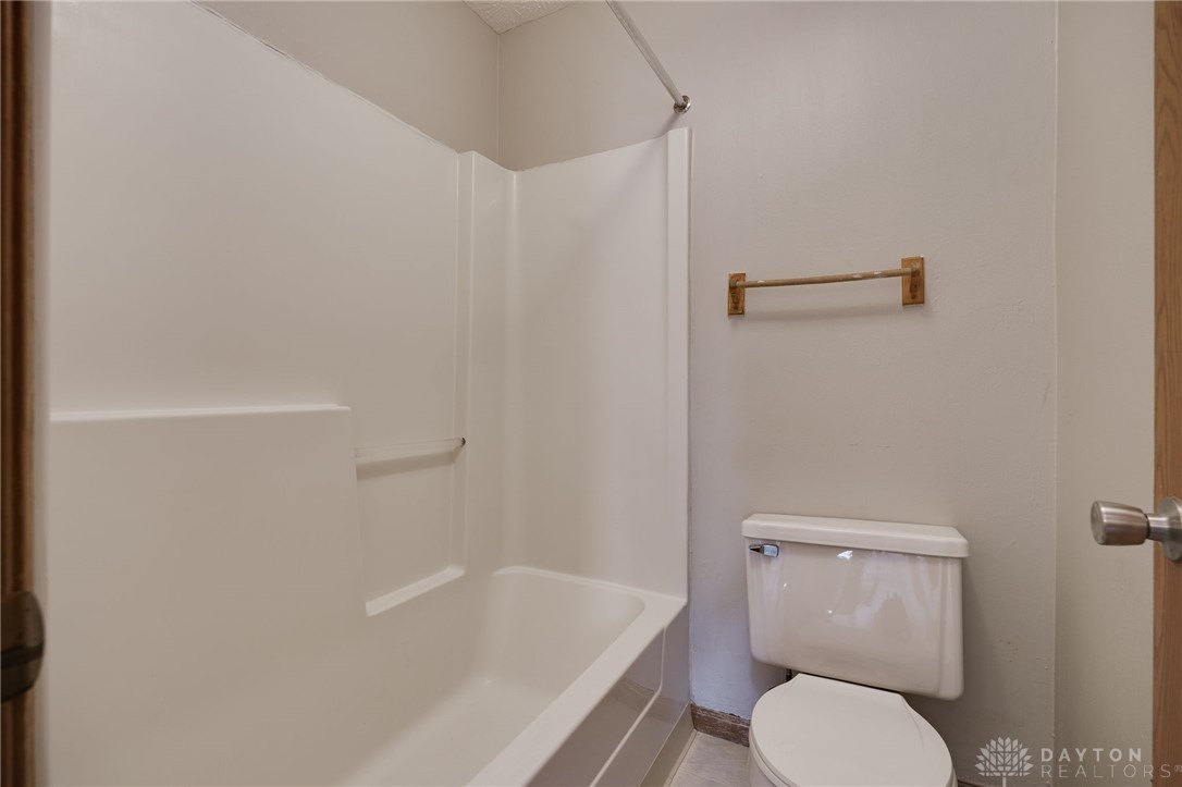 208-214 E Main Street