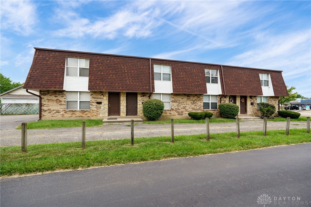 208-214 E Main Street