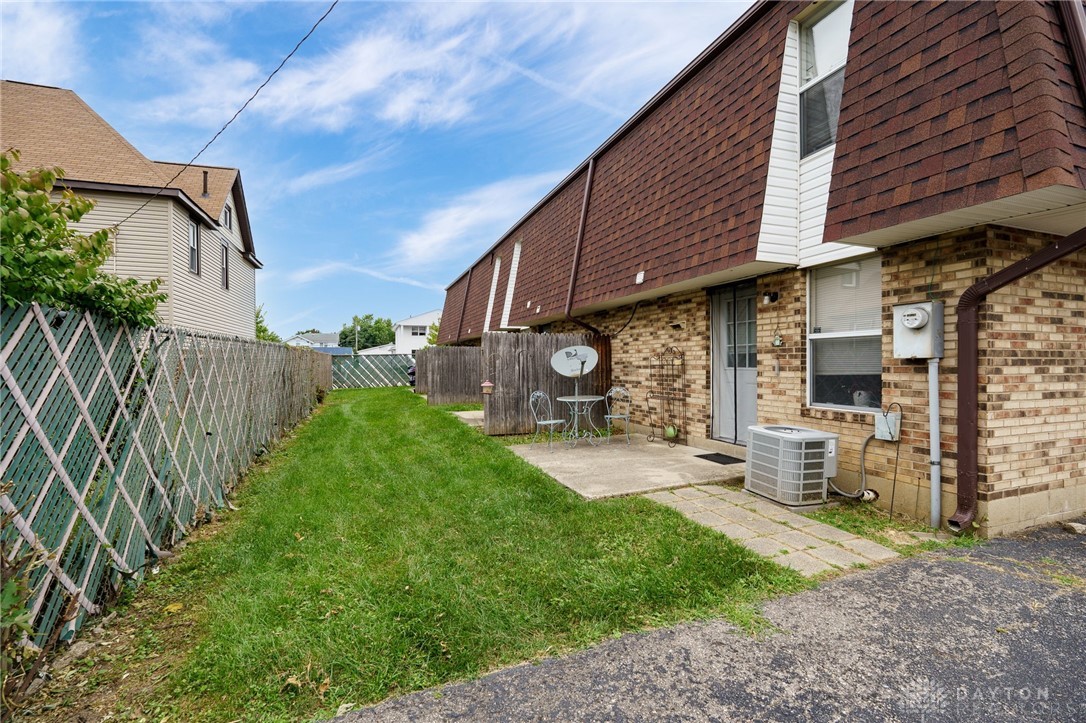 208-214 E Main Street