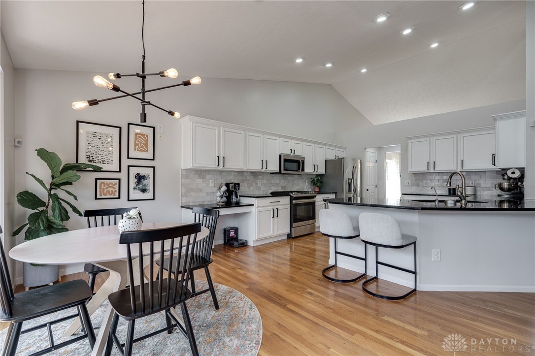 946 Paul Vista Drive