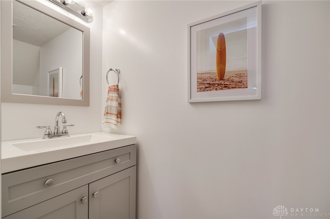 946 Paul Vista Drive