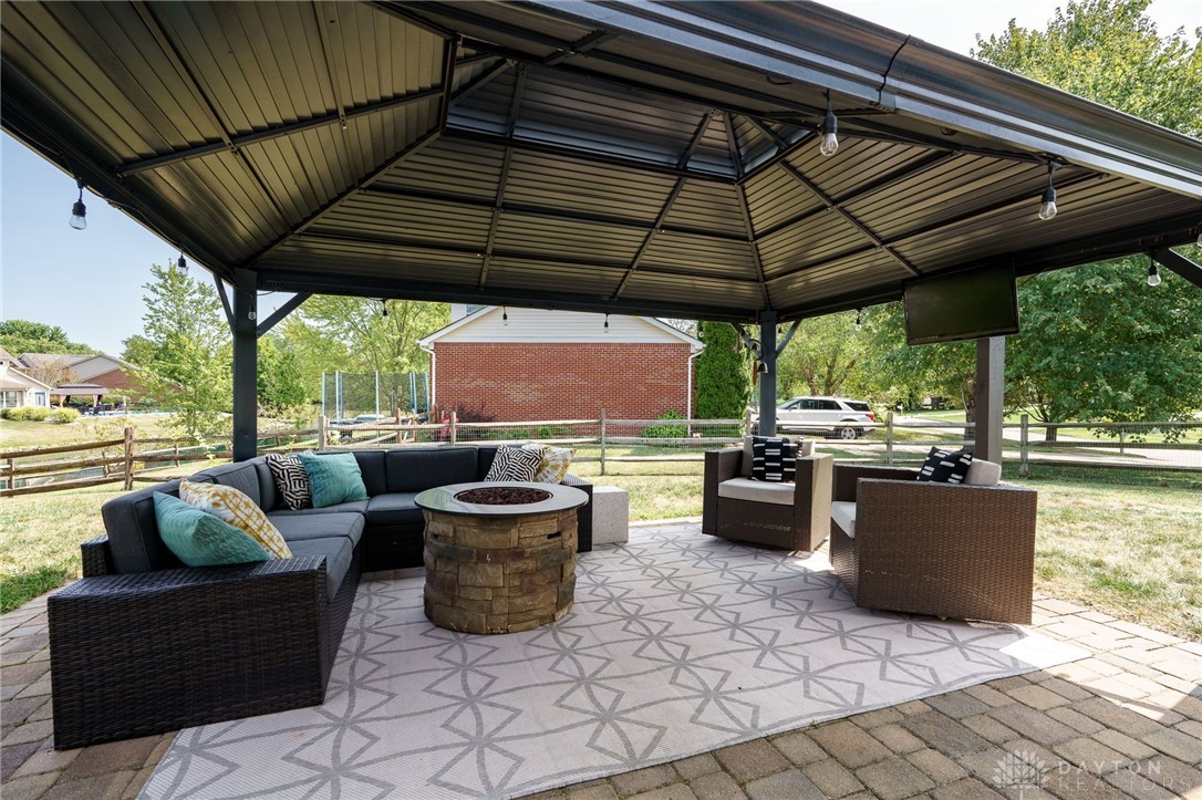 946 Paul Vista Drive