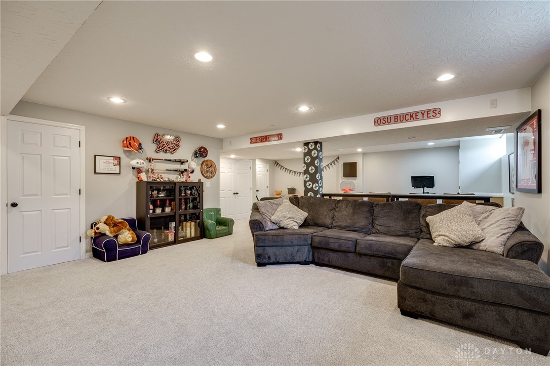 946 Paul Vista Drive