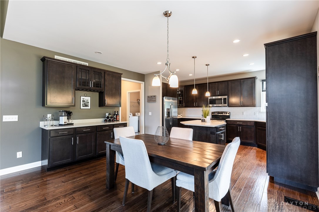 412 Belleclaire Hill