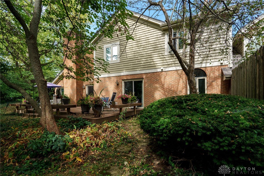 817 Lincoln Woods Court