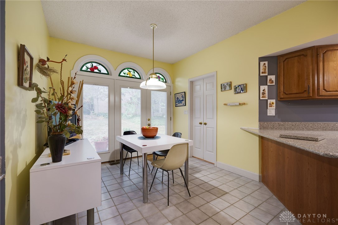 817 Lincoln Woods Court