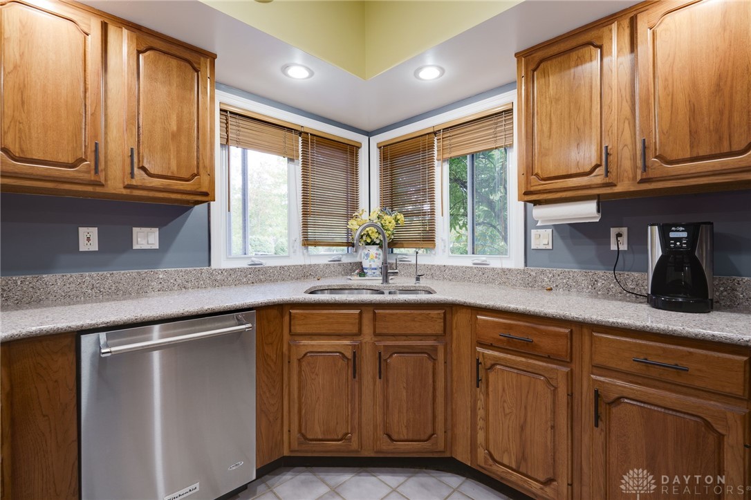 817 Lincoln Woods Court