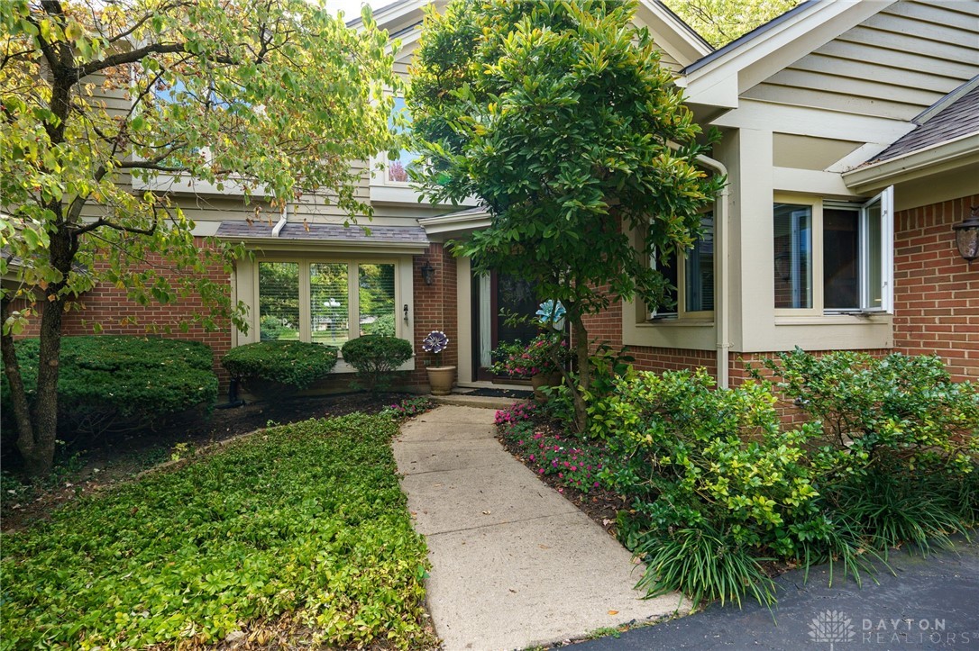 817 Lincoln Woods Court