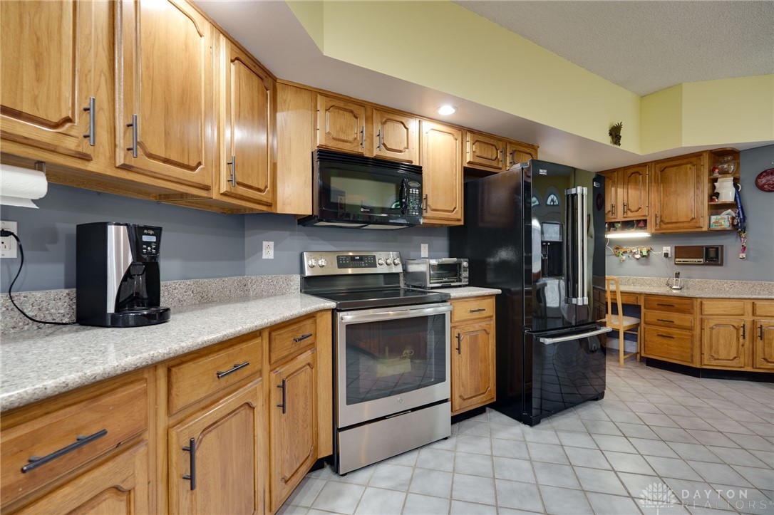 817 Lincoln Woods Court