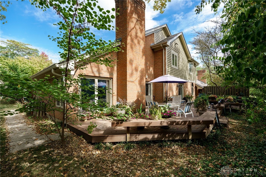 817 Lincoln Woods Court