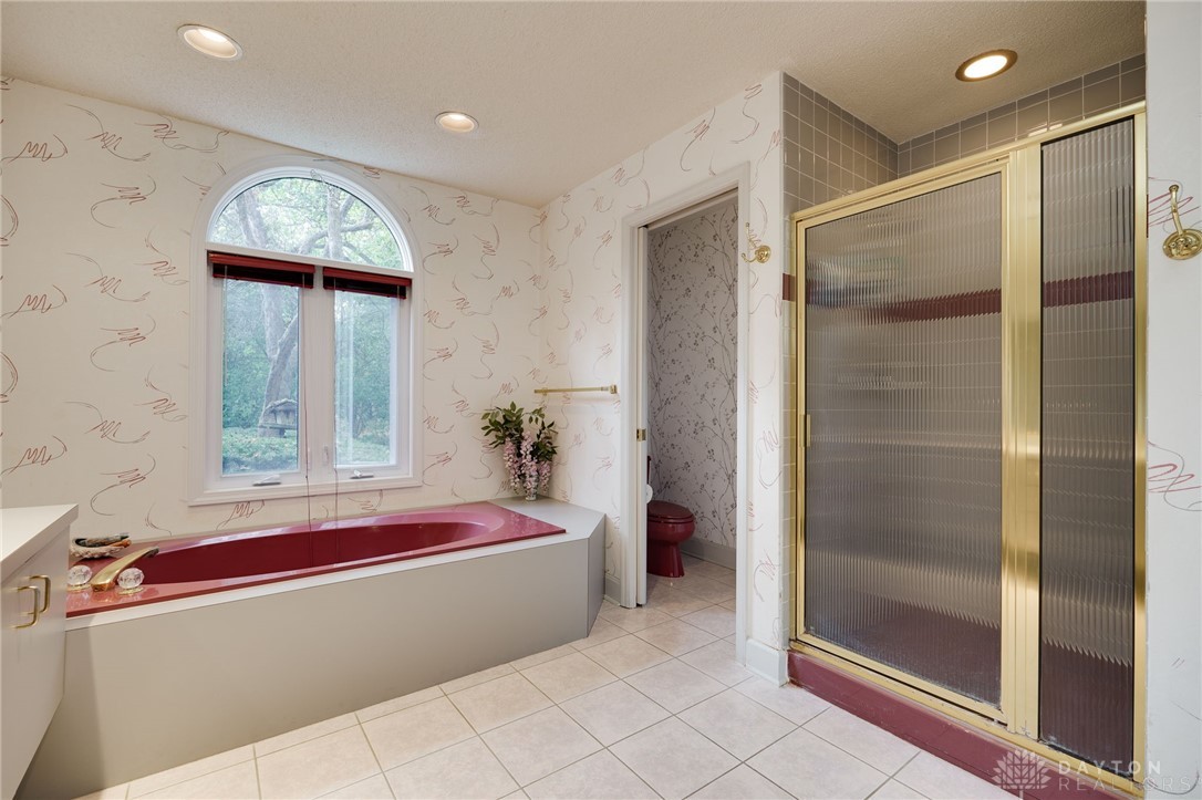 817 Lincoln Woods Court