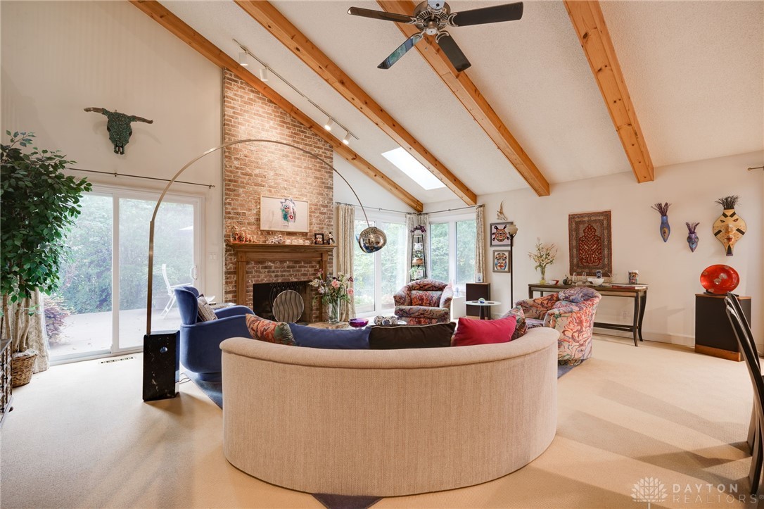 817 Lincoln Woods Court