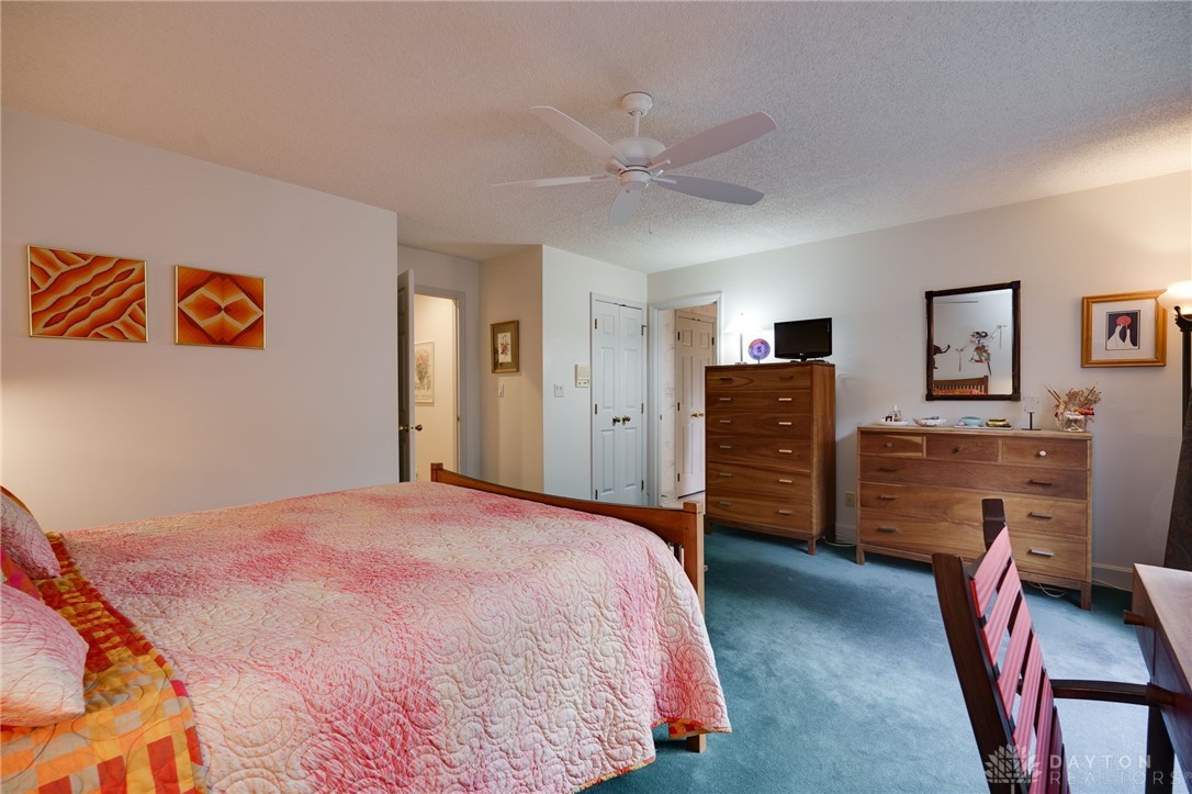 817 Lincoln Woods Court