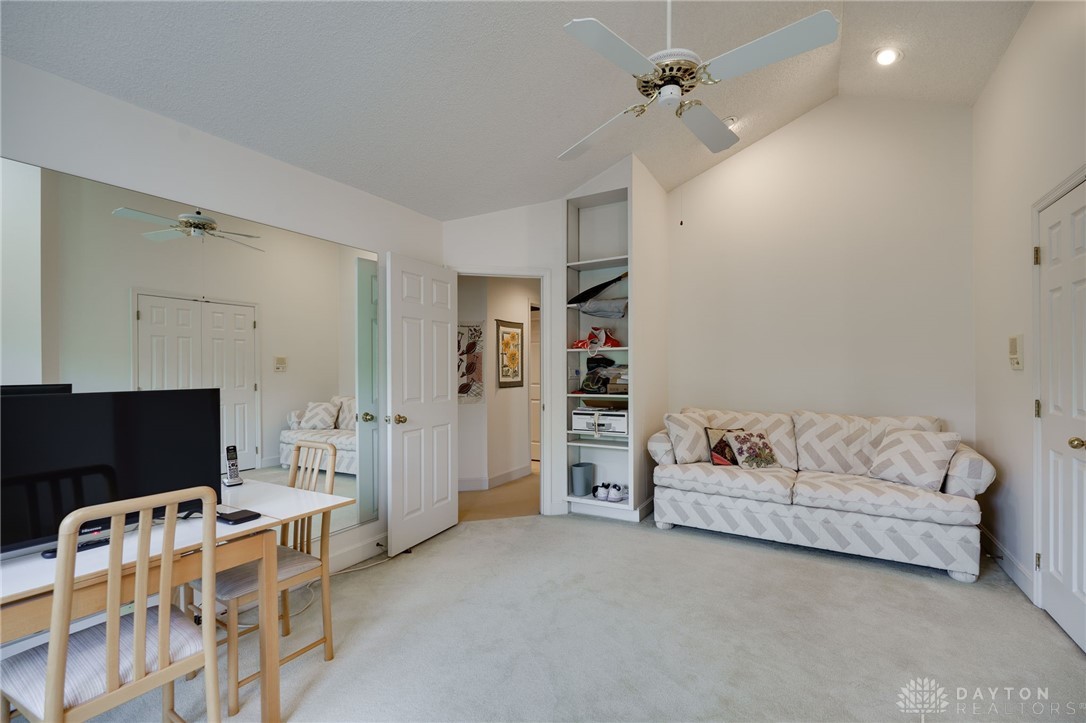 817 Lincoln Woods Court