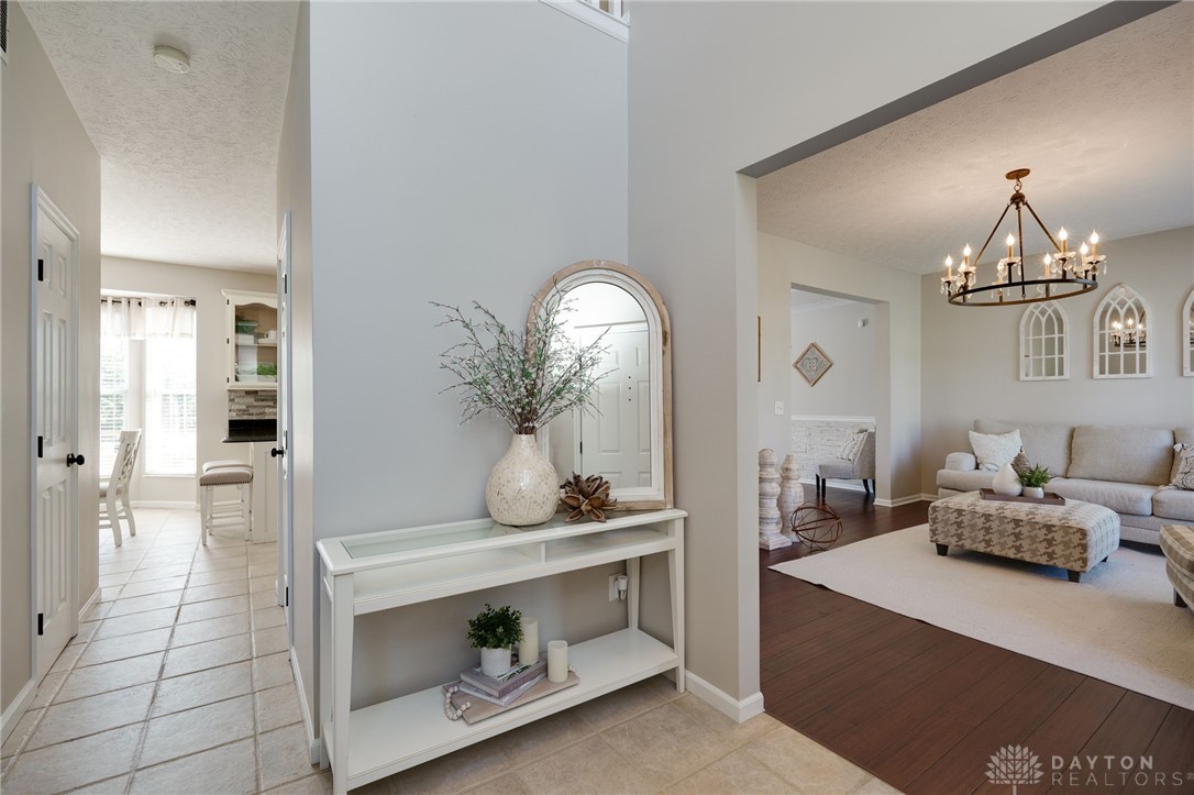 1421 Applebrook Lane