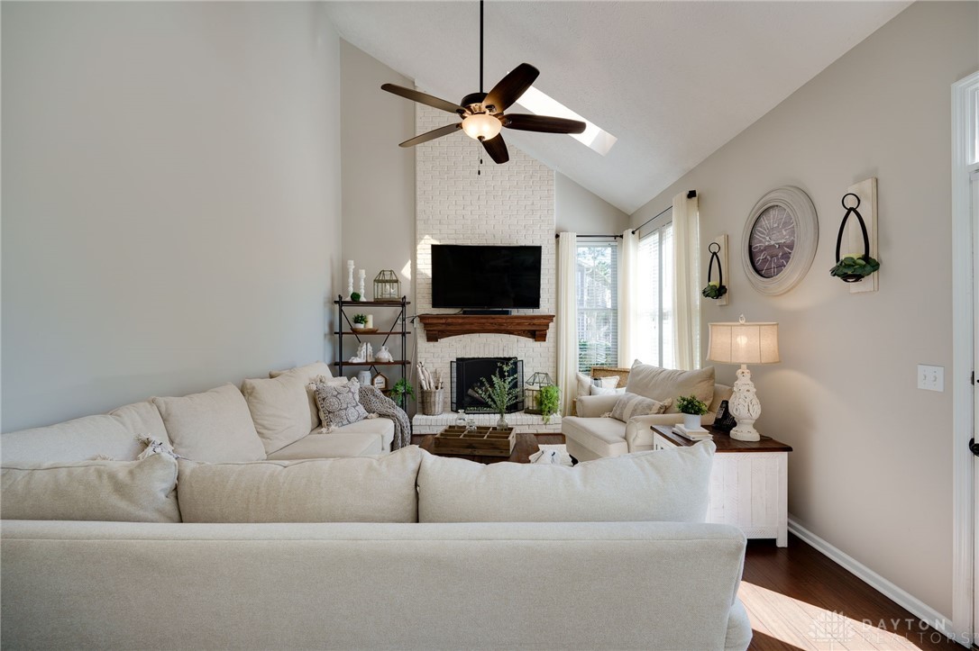 1421 Applebrook Lane