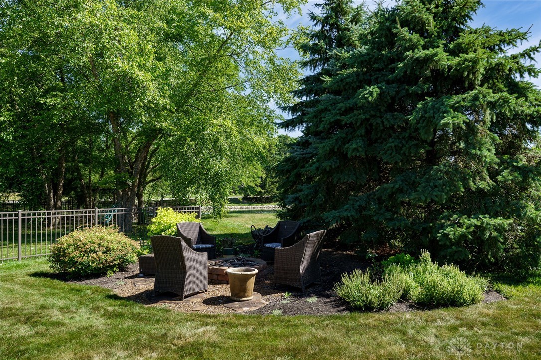 1421 Applebrook Lane