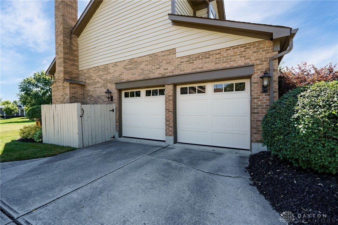 1421 Applebrook Lane