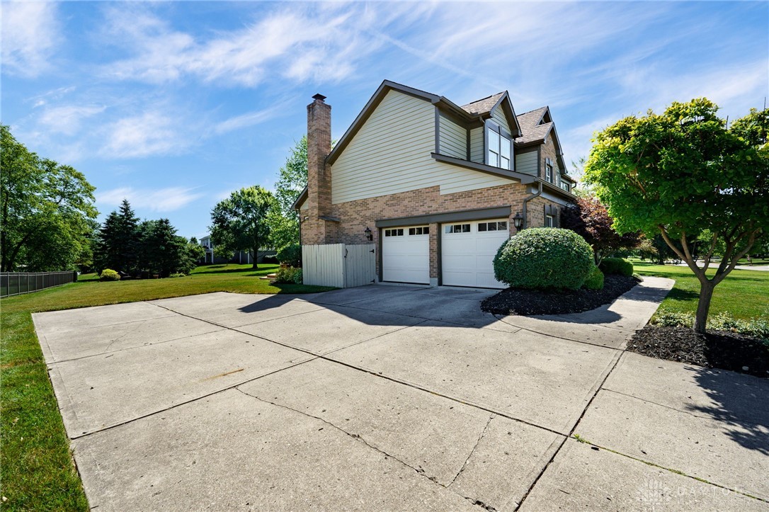 1421 Applebrook Lane