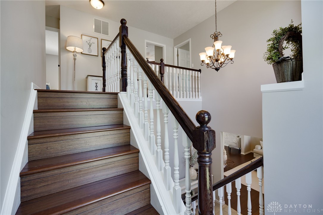 1421 Applebrook Lane