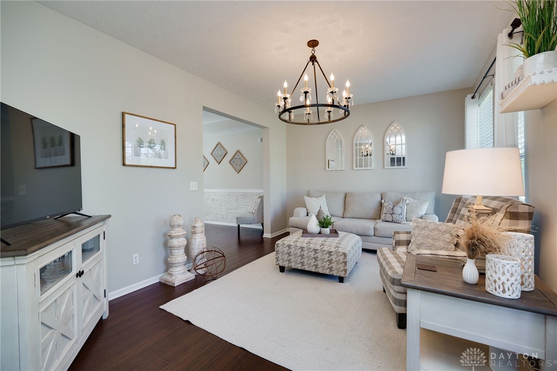 1421 Applebrook Lane